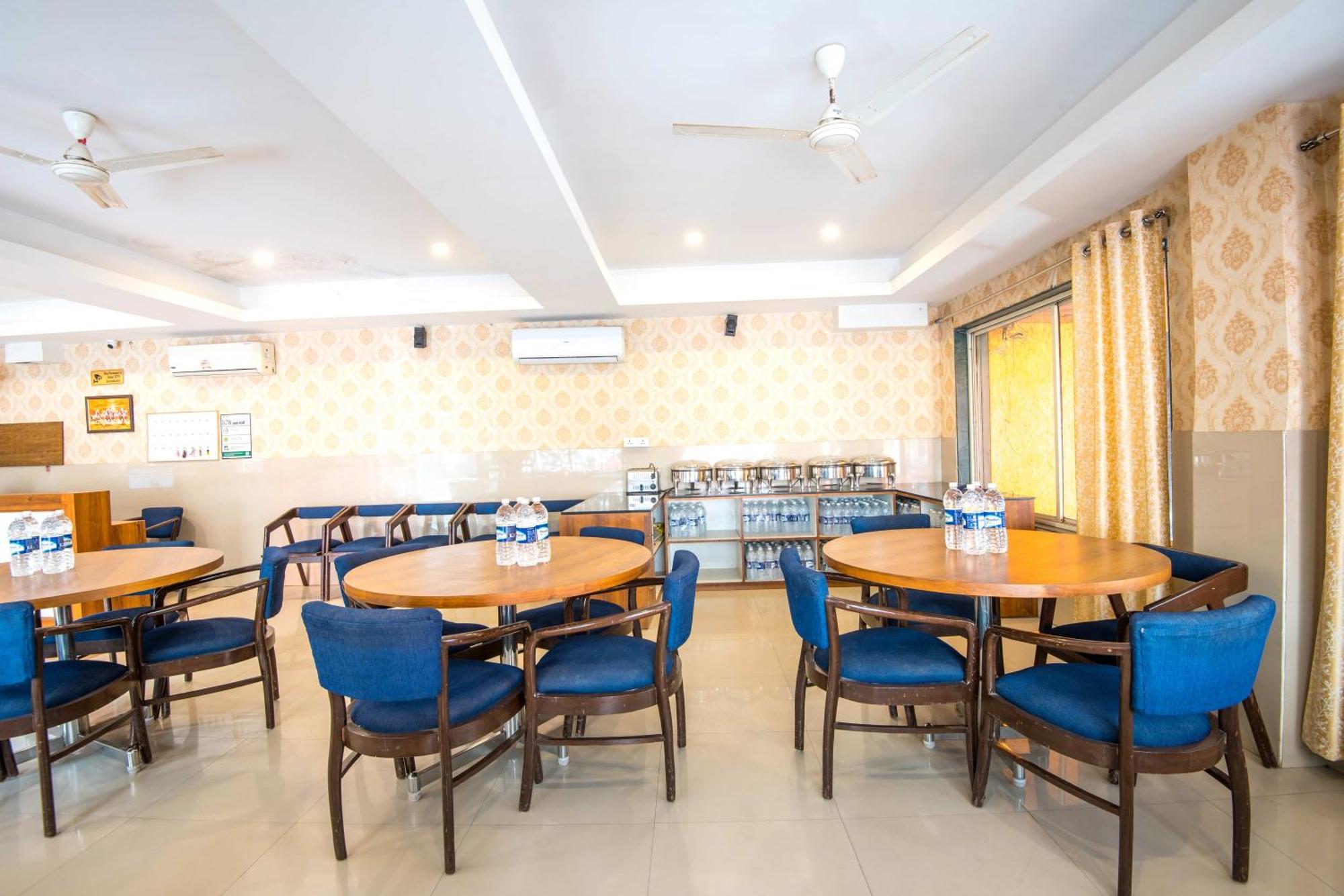 Treebo Empire Executive Premium, Hinjewadi Hotel Hinjawadi Bagian luar foto