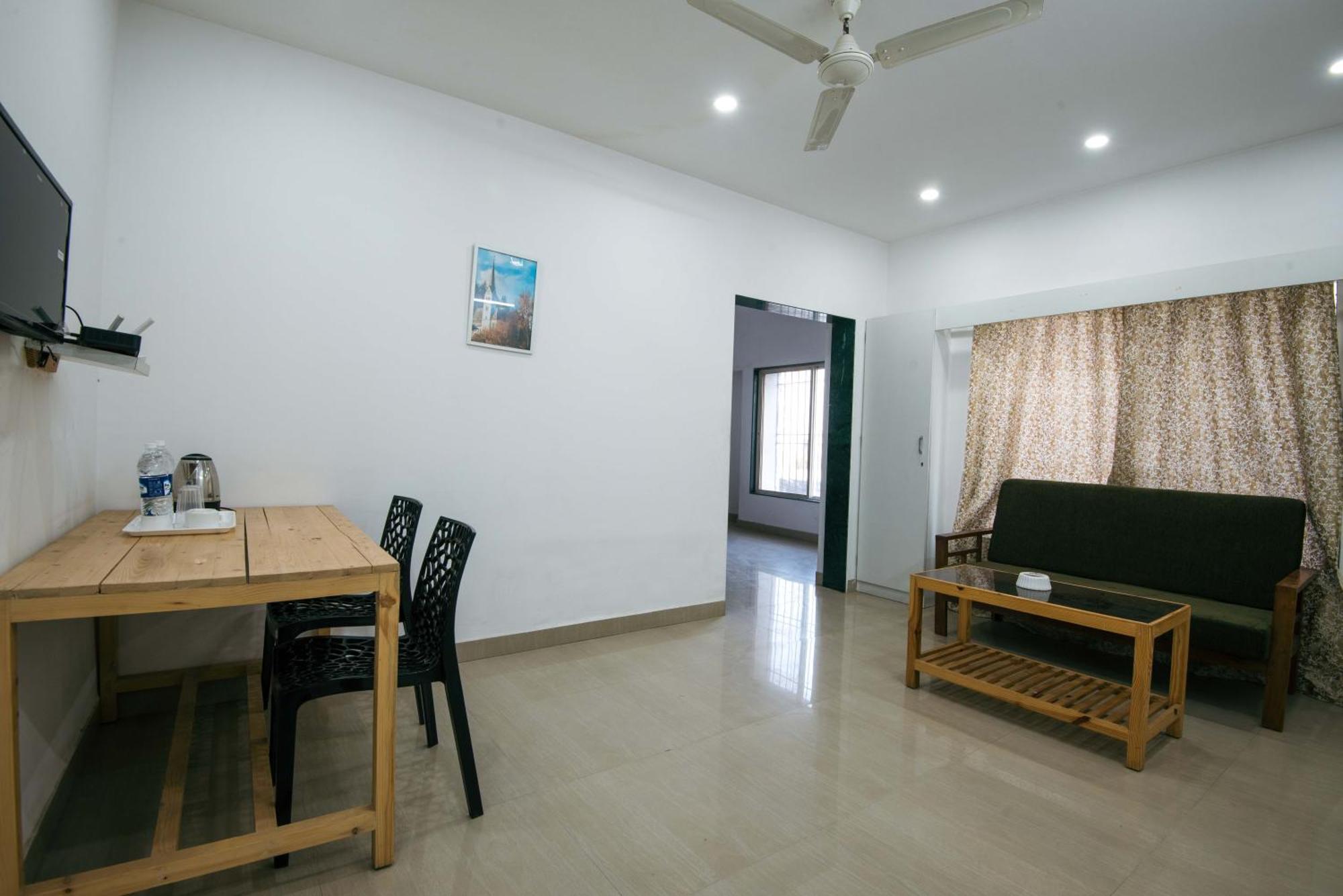 Treebo Empire Executive Premium, Hinjewadi Hotel Hinjawadi Bagian luar foto
