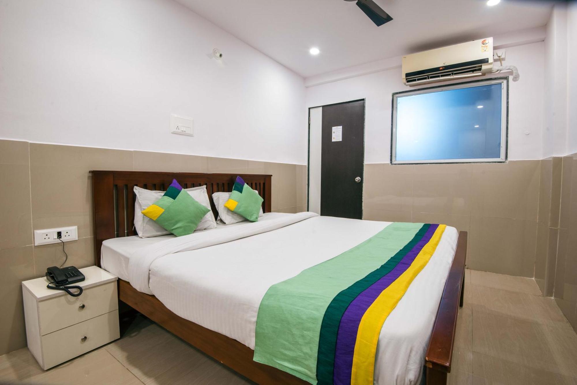 Treebo Empire Executive Premium, Hinjewadi Hotel Hinjawadi Bagian luar foto