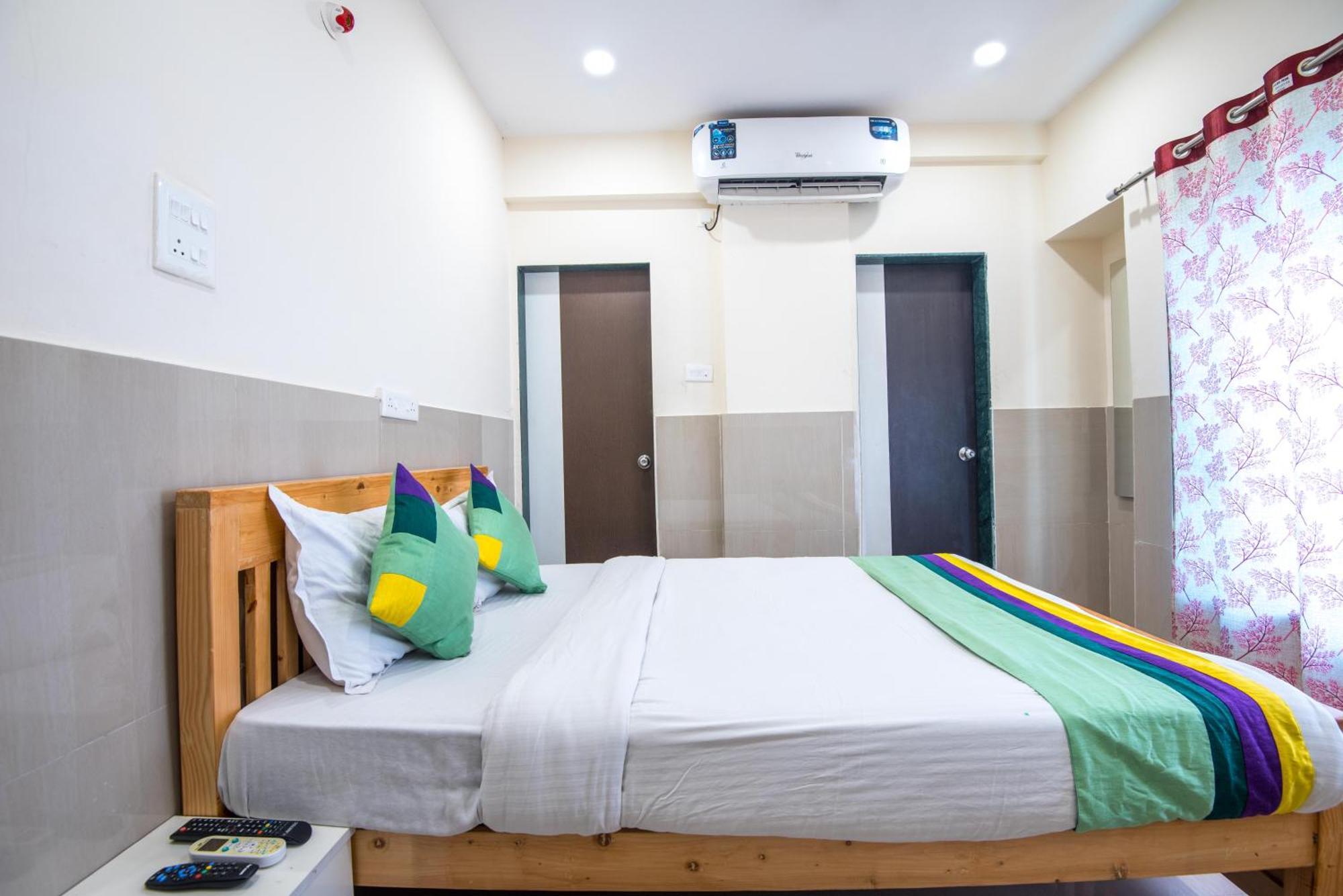Treebo Empire Executive Premium, Hinjewadi Hotel Hinjawadi Bagian luar foto